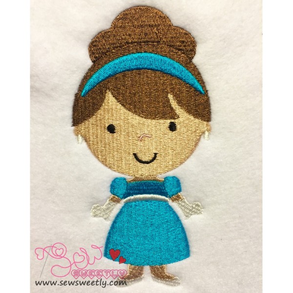 Classic Princess 03 Embroidery Design Pattern-1