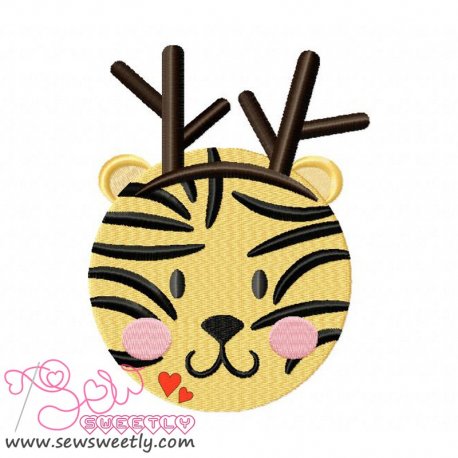 Christmas Tiger Face Embroidery Design Pattern-1